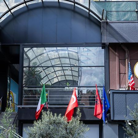 4R Colombo Hotel Тирана Екстер'єр фото