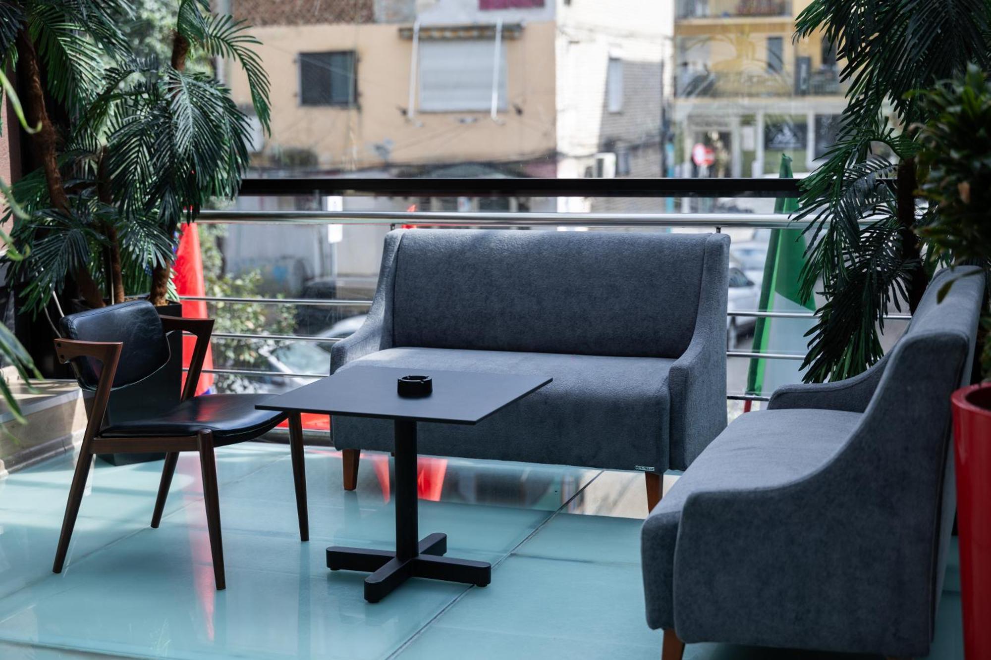4R Colombo Hotel Тирана Екстер'єр фото