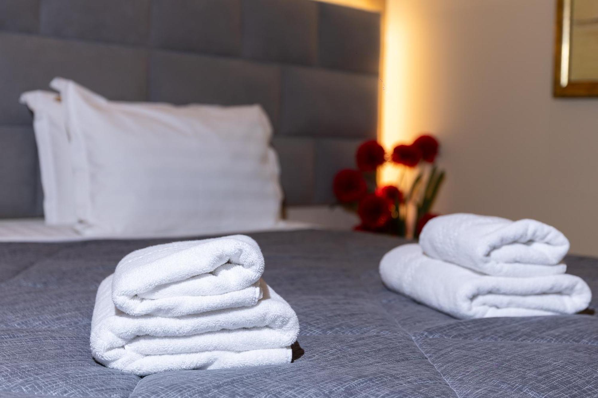 4R Colombo Hotel Тирана Екстер'єр фото
