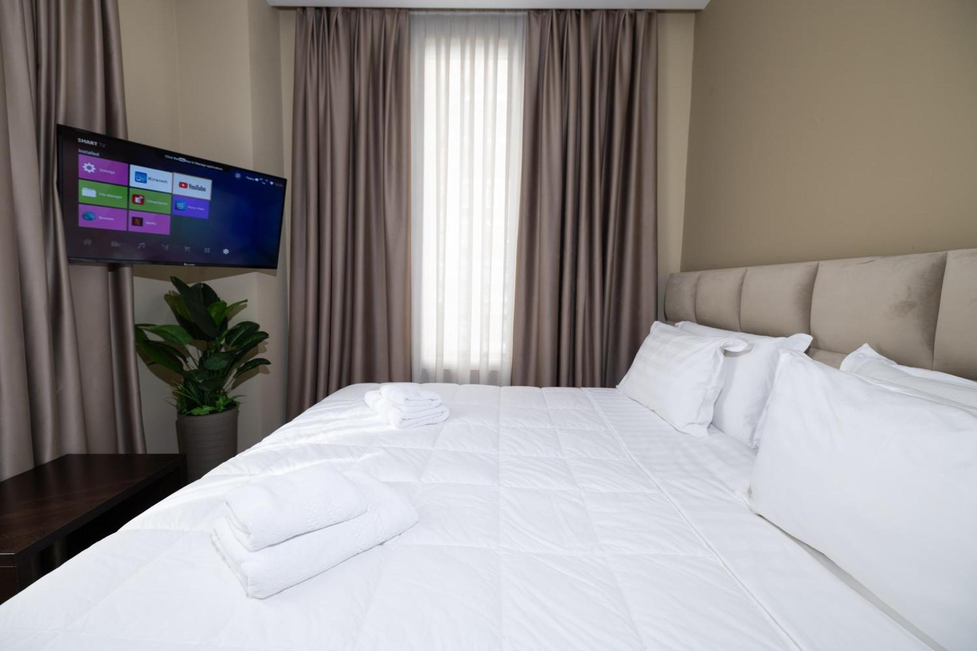 4R Colombo Hotel Тирана Екстер'єр фото