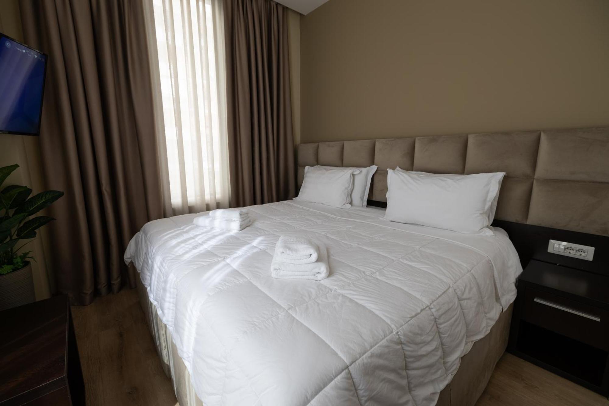 4R Colombo Hotel Тирана Екстер'єр фото