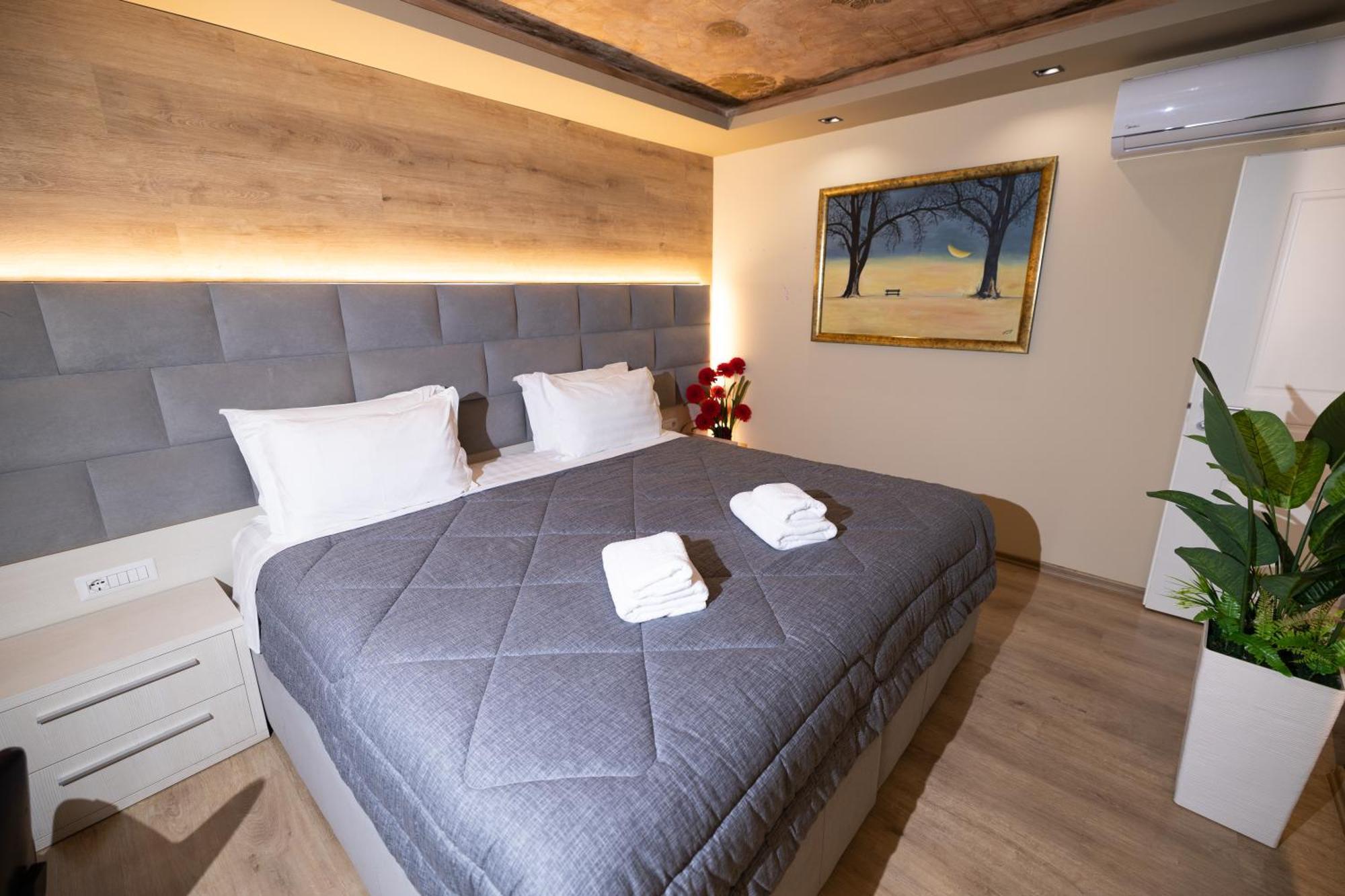 4R Colombo Hotel Тирана Екстер'єр фото