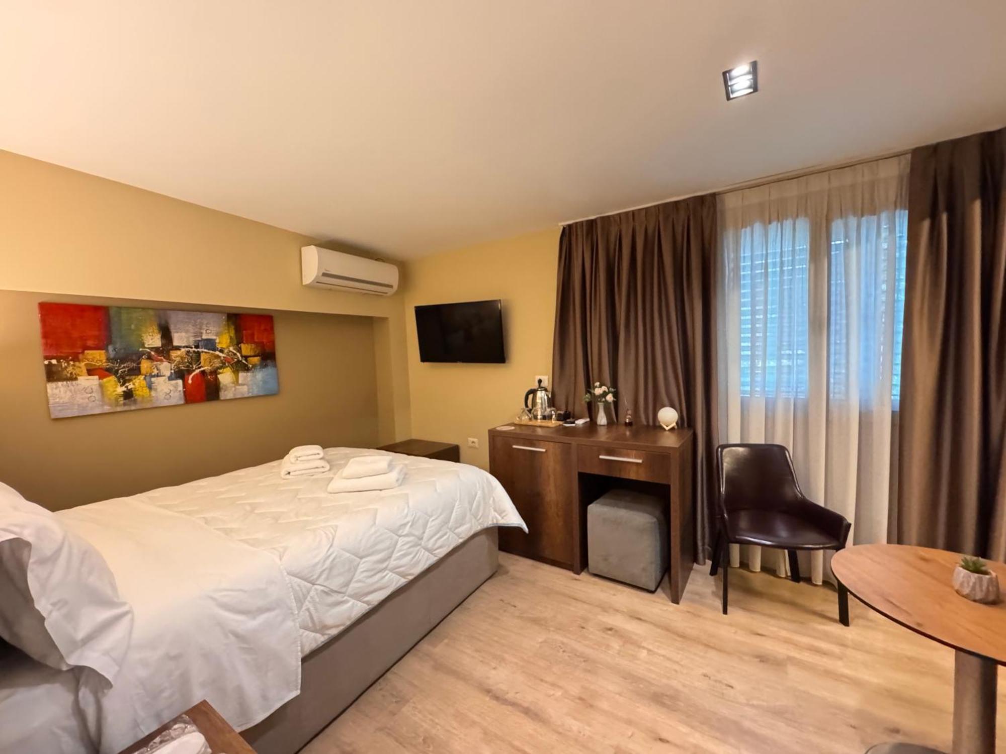 4R Colombo Hotel Тирана Екстер'єр фото